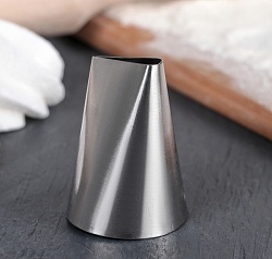 Насадка для кондитерского мешка d=2,5 см "Лепесток"